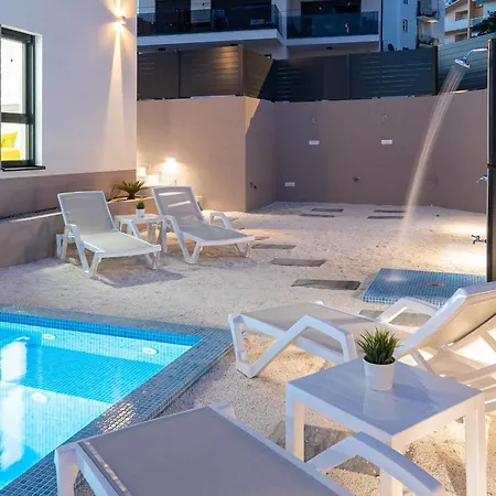 Gostinjska kuća Adriatic Garden Okrug Gornji